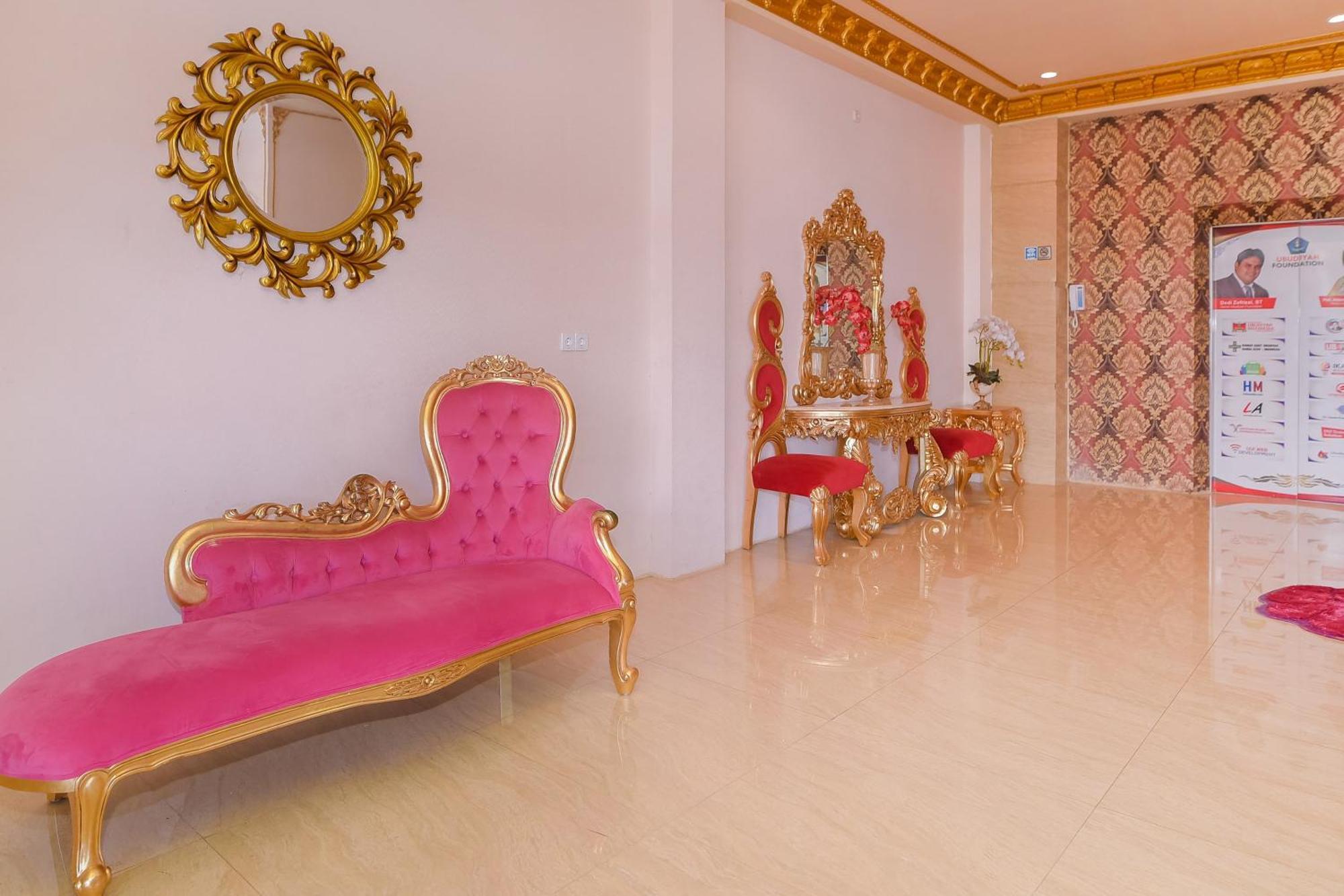 Capital O 854 Ub Caisar Hotel Μπάντα Άτσεχ Εξωτερικό φωτογραφία